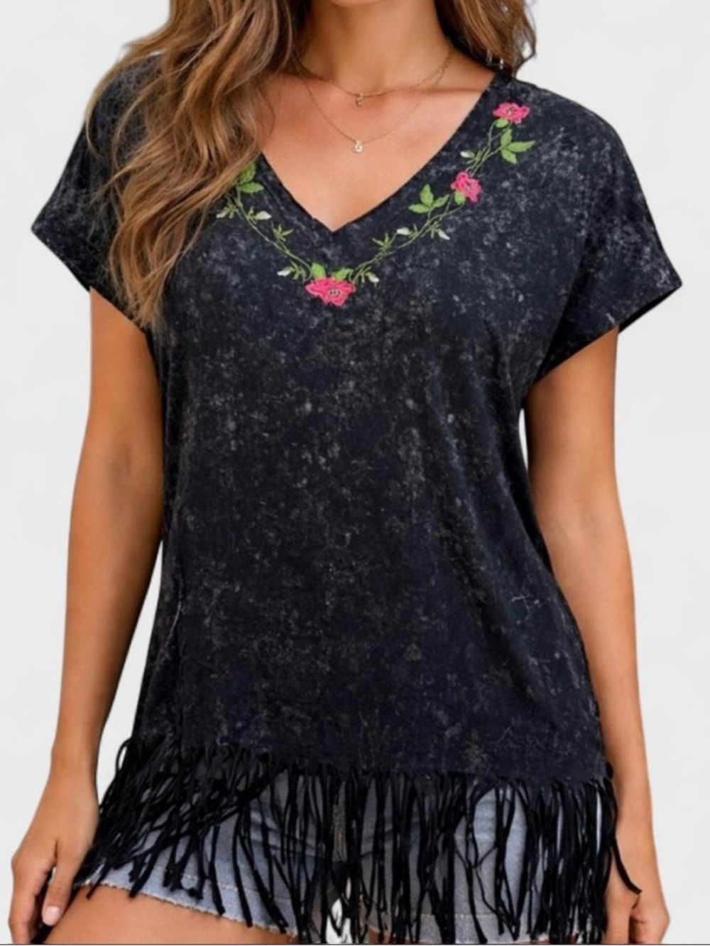 POL Floral Embroidery Acid Washed Fringe Top. Women’s Size Small.